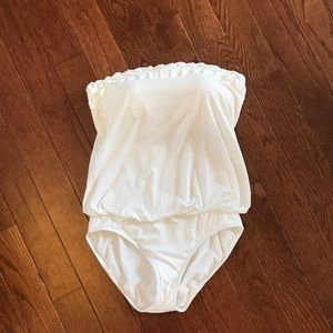 Jantzen One Piece Bathing Suit. NWT.